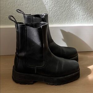 & Other Stories Black Leather Chelsea Boots
